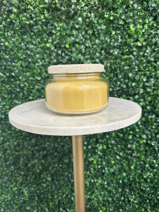 22 oz Candle- Fleur De Lis