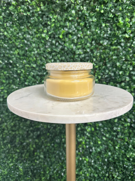 11 oz Candle- Fleur De Lis