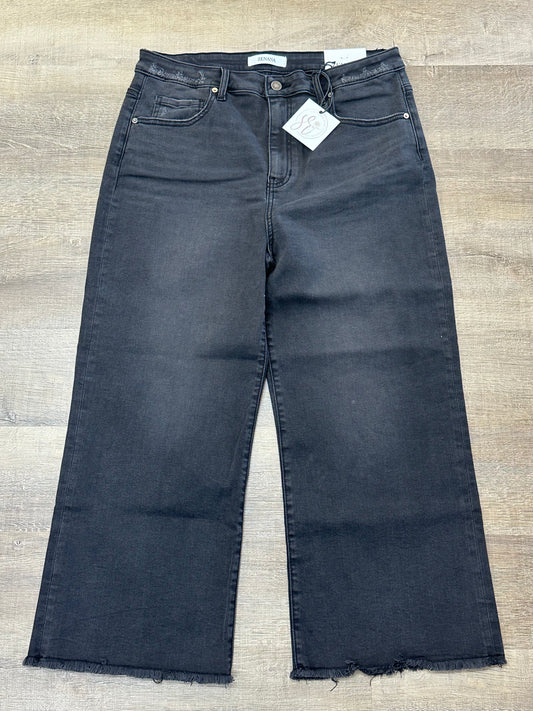 Amelia Frayed Hem Jeans- Curvy